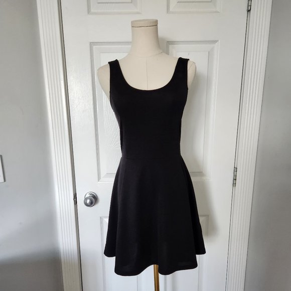 Black Divided by H&M Ribbed Mini Dress Size 10 - Picture 3 of 4